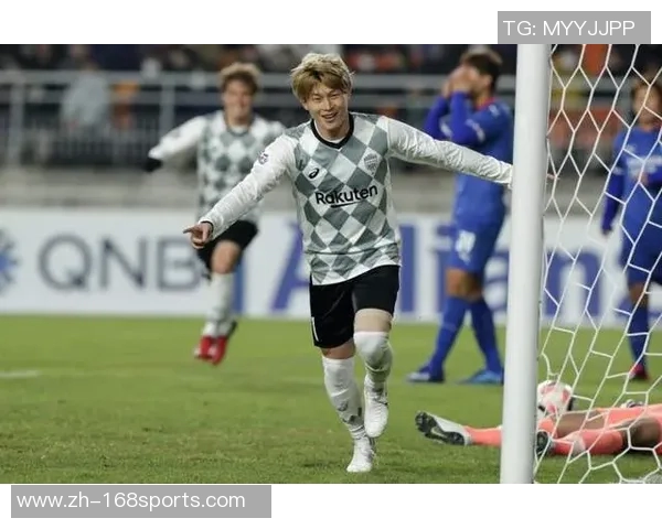 埃因霍温冬窗瞄准日本国脚佐野航大应对威尔曼离队挑战