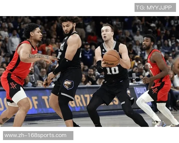 格雷森阿伦遭遇鼻部撞击流血伤势虽重但已无大碍恢复良好