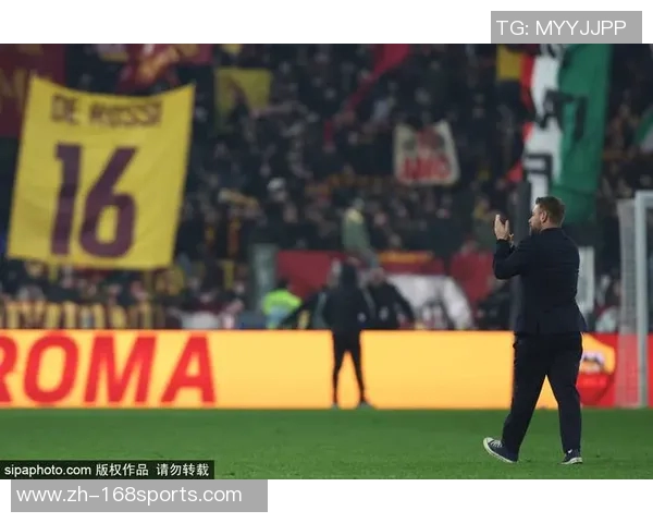 托莫里谈续约与停赛风险称经纪人全权处理队友会顶上